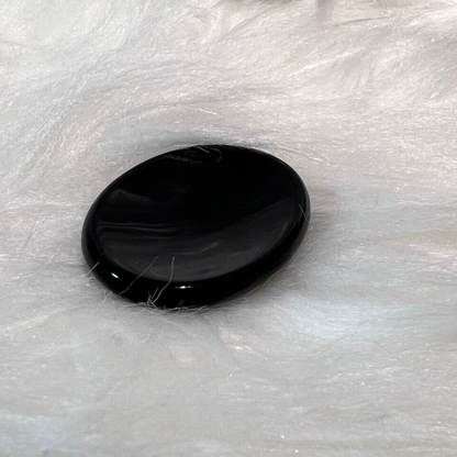 OBSIDIAN WORRY STONE