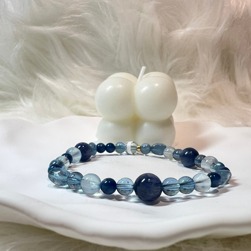 Celestial Waters - Aquamarine Bracelet