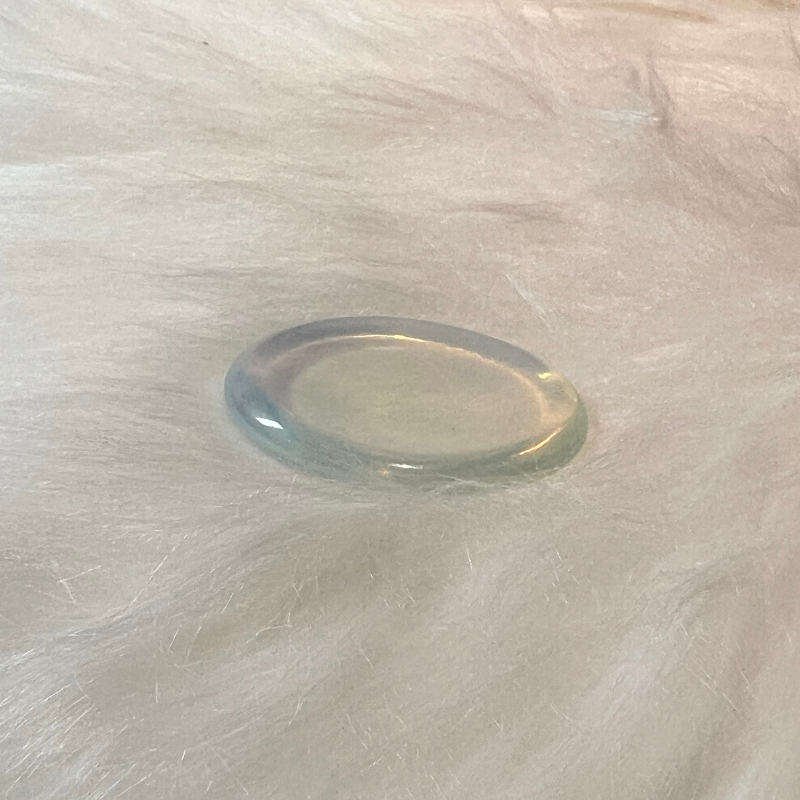 OPAL WORRY STONE