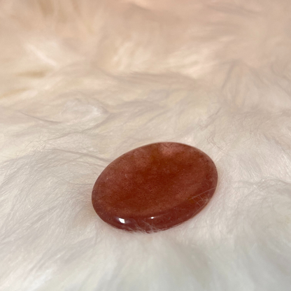 STRAWBERRY CRYSTAL WORRY STONE