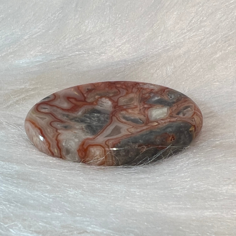 CRAZY LACE AGATE WORRY STONE